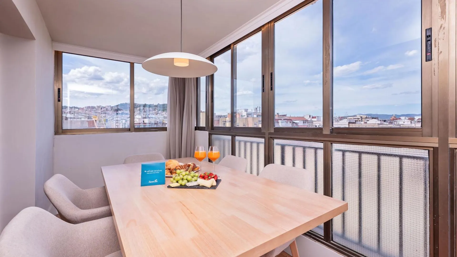 Apartment Ferienwohnung Sweett - Atic Eloi Barcelona Spanien